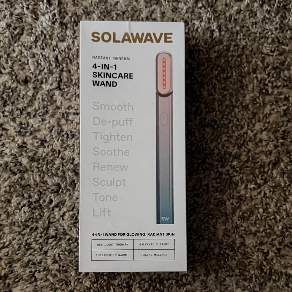 Solawave 4-in-1 Skincare Wand — Pink Gradient